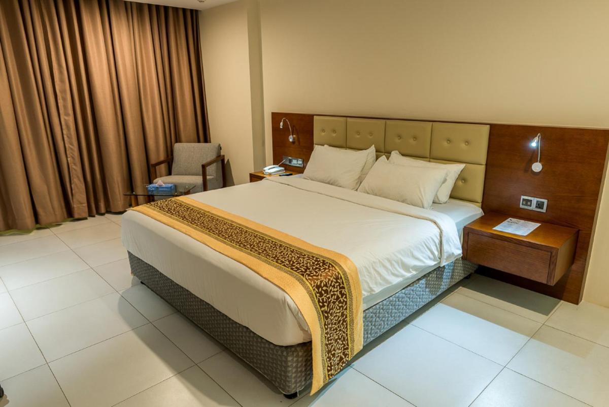 Best Western Heritage Cox's Bazar Εξωτερικό φωτογραφία