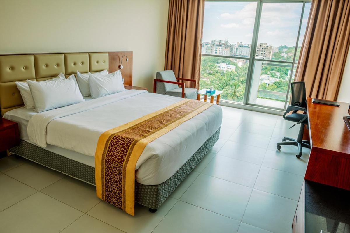 Best Western Heritage Cox's Bazar Εξωτερικό φωτογραφία